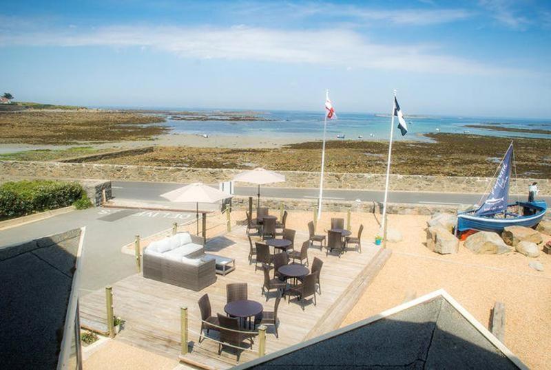 Driftwood Inn Saint Saviour Exterior photo