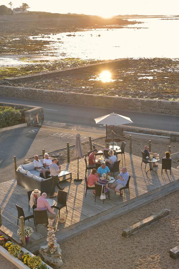 Driftwood Inn Saint Saviour Restaurant photo